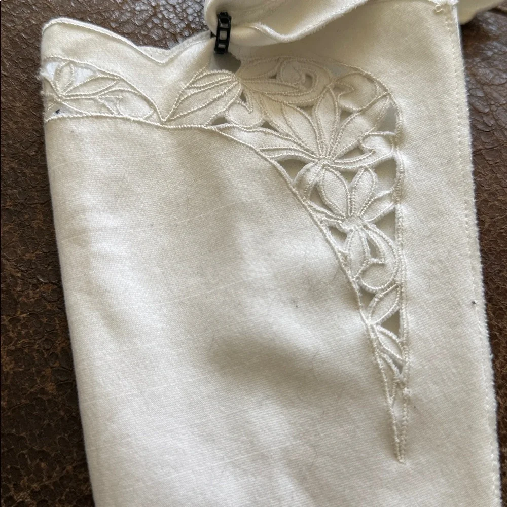 Vintage wear right fabric lace Elegant opera White Gloves made in west Germany